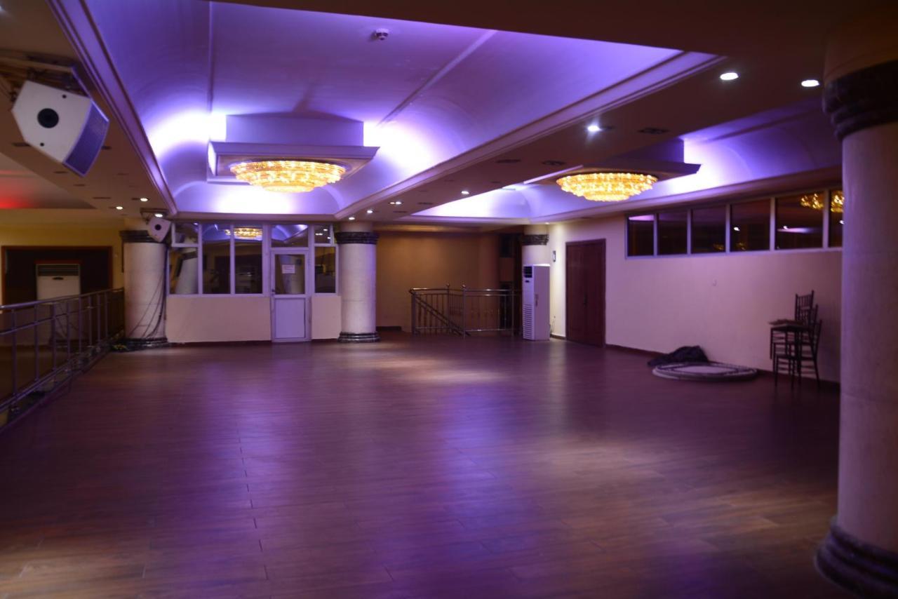 Caesar'S Luxury Hotel Lekki Extérieur photo