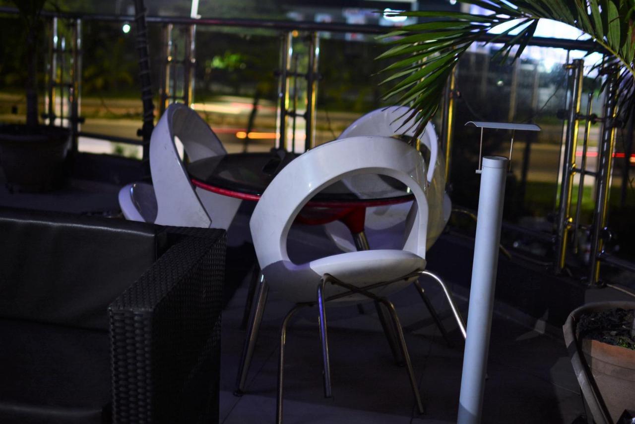 Caesar'S Luxury Hotel Lekki Extérieur photo