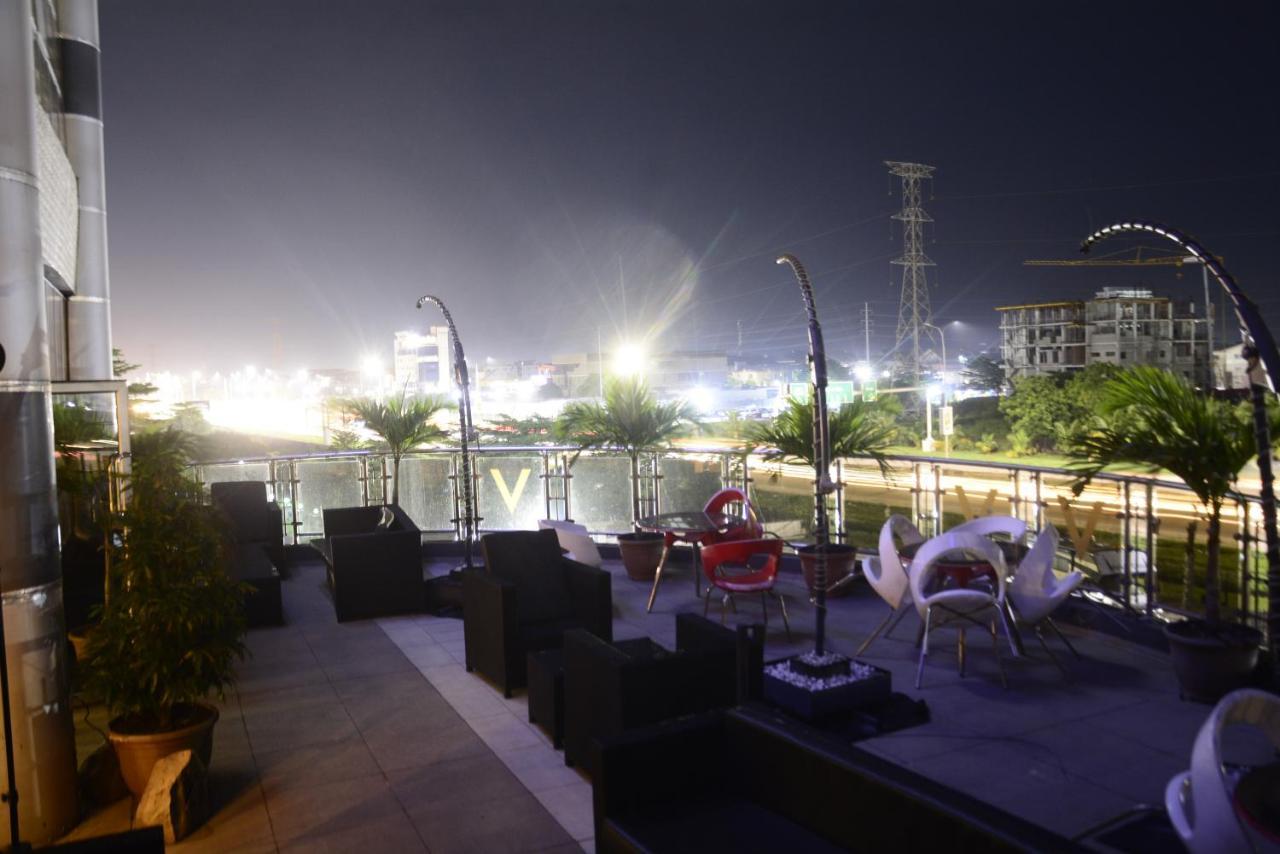 Caesar'S Luxury Hotel Lekki Extérieur photo