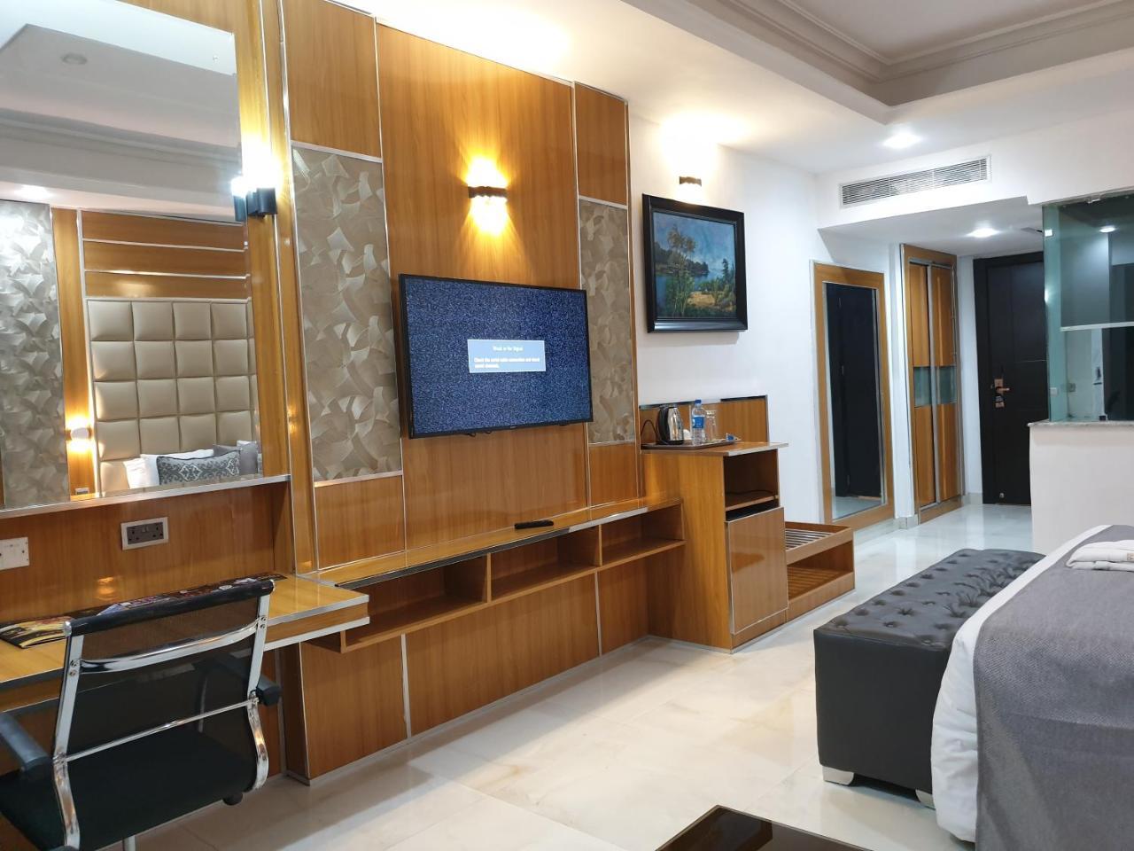 Caesar'S Luxury Hotel Lekki Extérieur photo