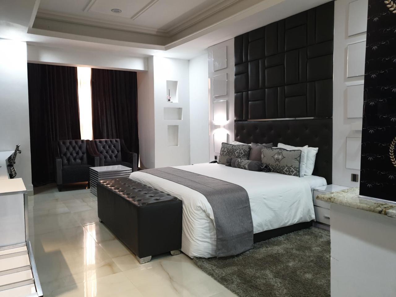 Caesar'S Luxury Hotel Lekki Extérieur photo