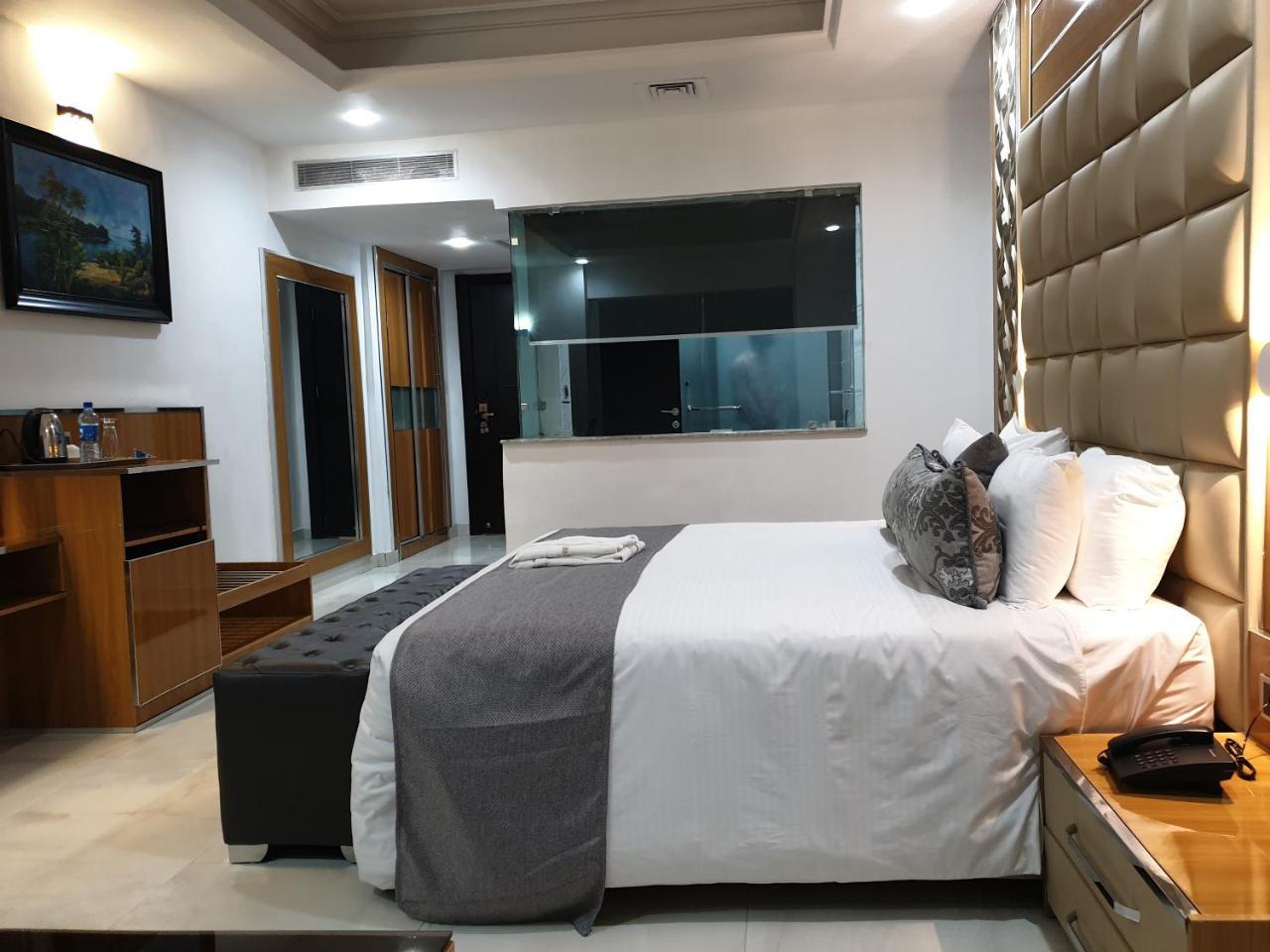 Caesar'S Luxury Hotel Lekki Extérieur photo