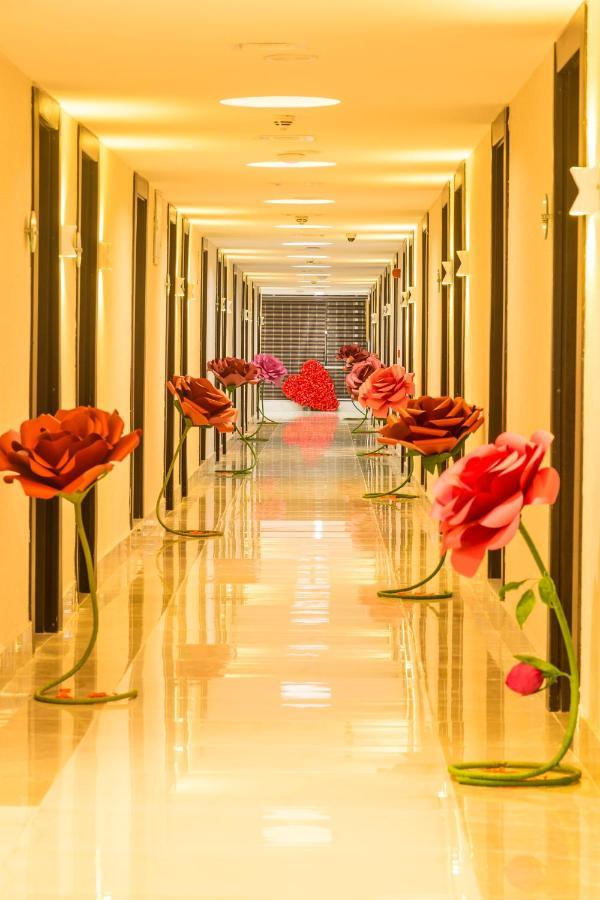 Caesar'S Luxury Hotel Lekki Extérieur photo